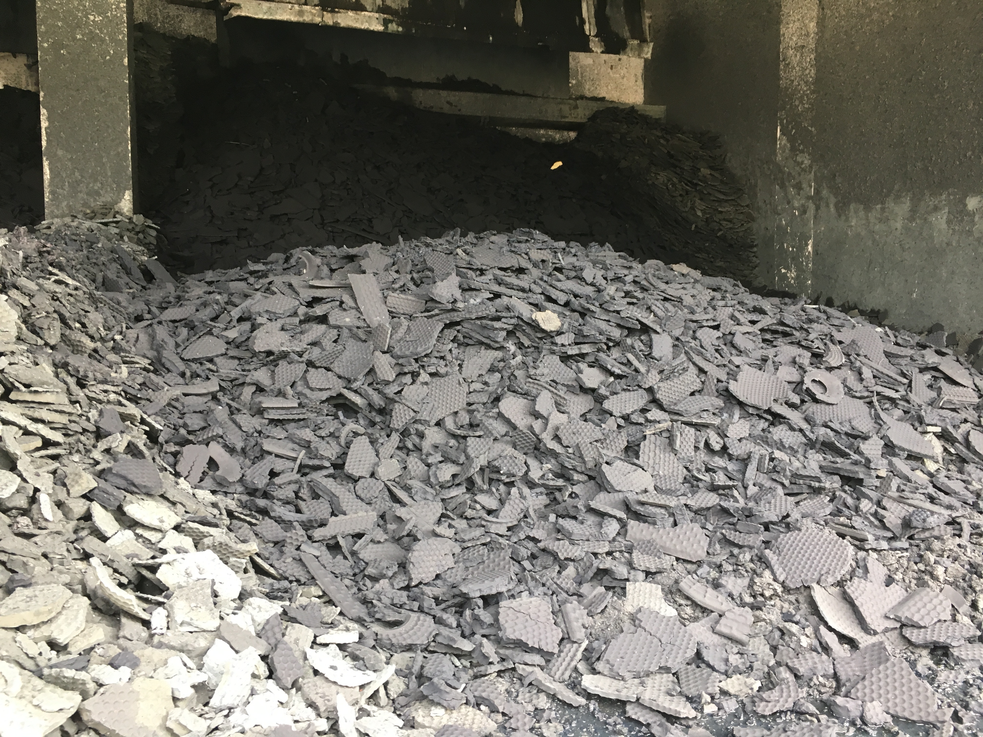 廣東污泥調(diào)理劑降低污泥含水率_污泥深度脫水