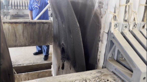 高有機(jī)質(zhì)市政污泥脫水難怎么處理