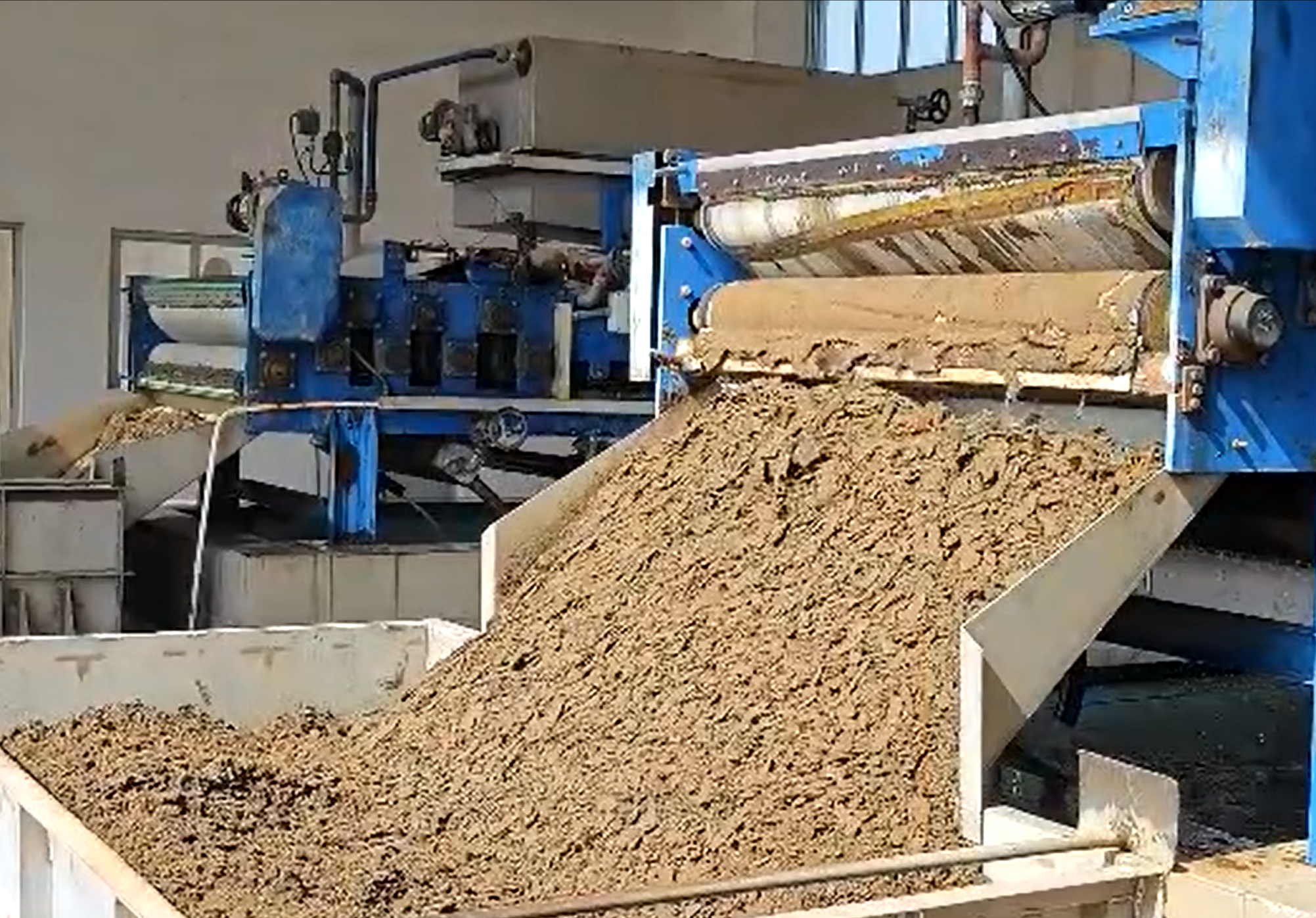 25e99f4be7f841cea75395e166fc767b